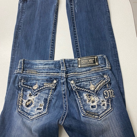 SOLD - Picture 3 of 4